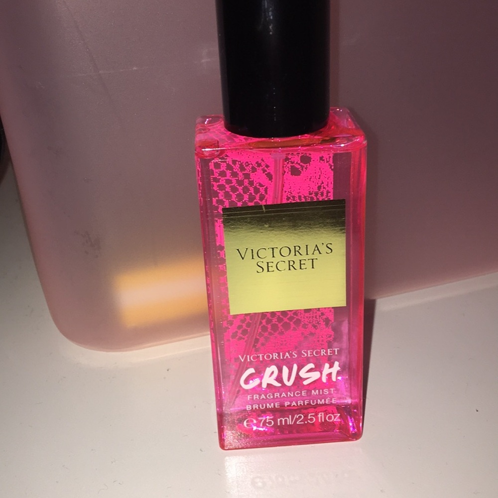 Victoria’s Secret crush single